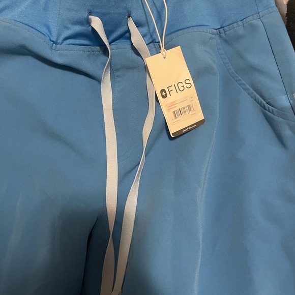 Figs NWT - Picture 2 of 2